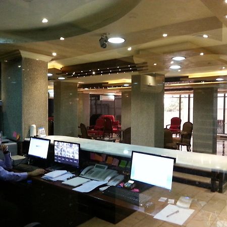 Nahas Plaza Aparthotel Ιρμπίντ Εξωτερικό φωτογραφία