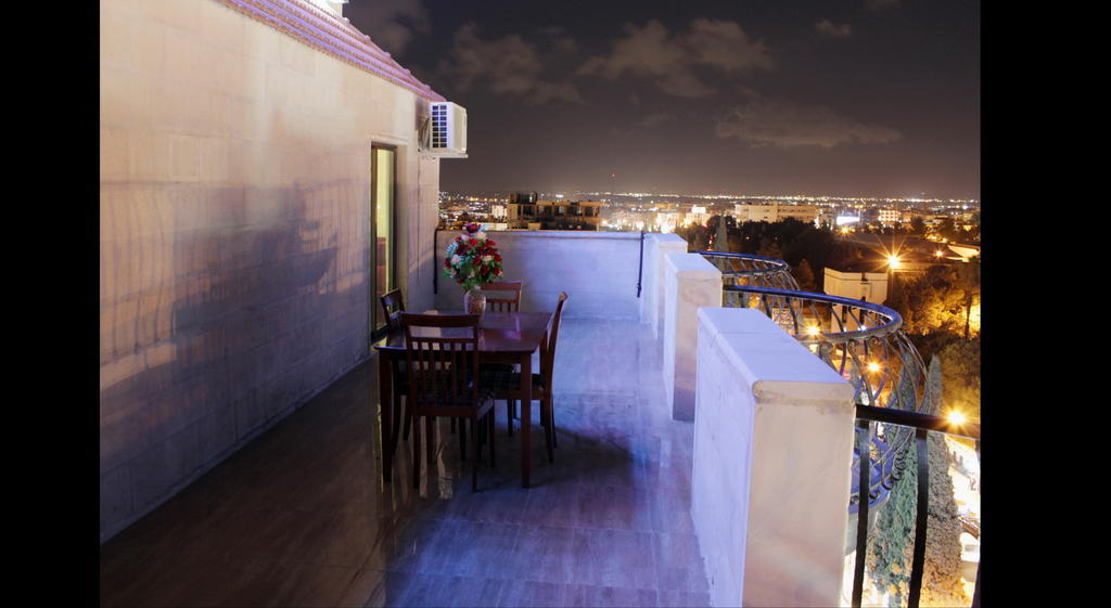 Nahas Plaza Aparthotel Ιρμπίντ Εξωτερικό φωτογραφία