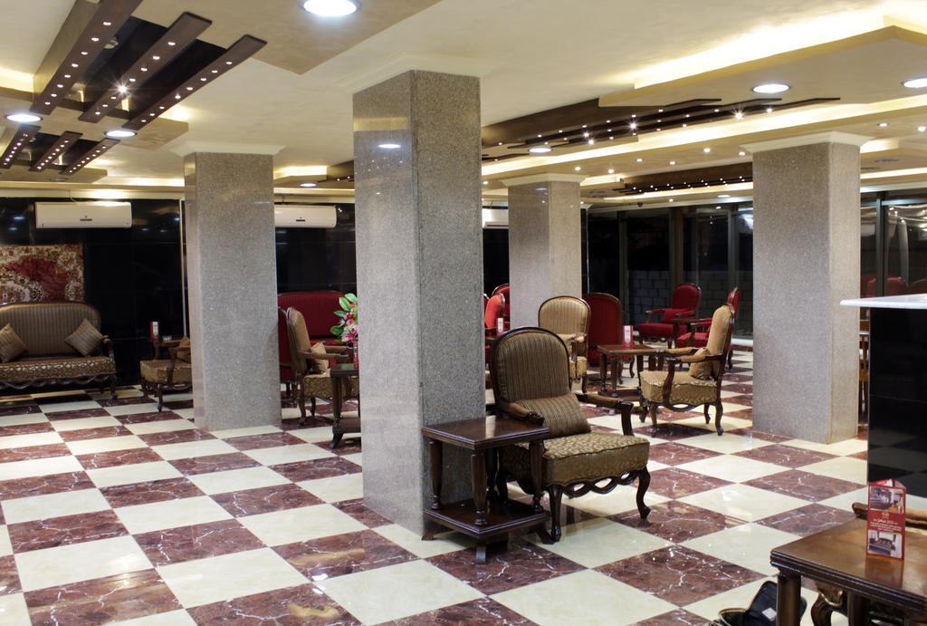 Nahas Plaza Aparthotel Ιρμπίντ Εξωτερικό φωτογραφία
