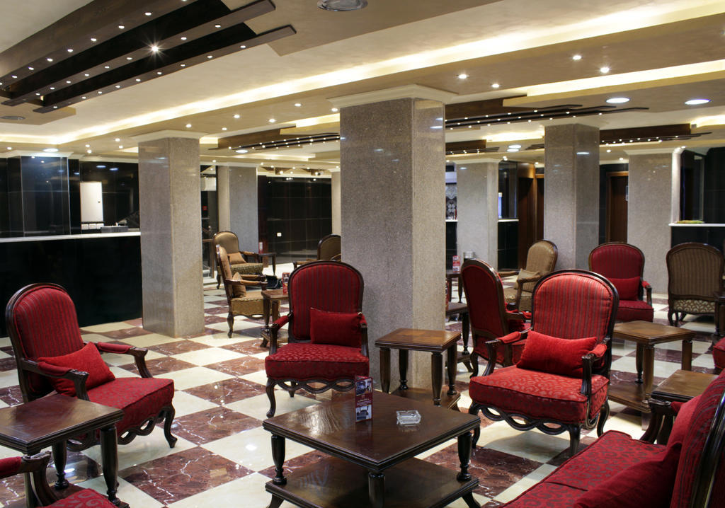 Nahas Plaza Aparthotel Ιρμπίντ Εξωτερικό φωτογραφία