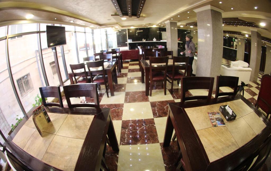 Nahas Plaza Aparthotel Ιρμπίντ Εξωτερικό φωτογραφία